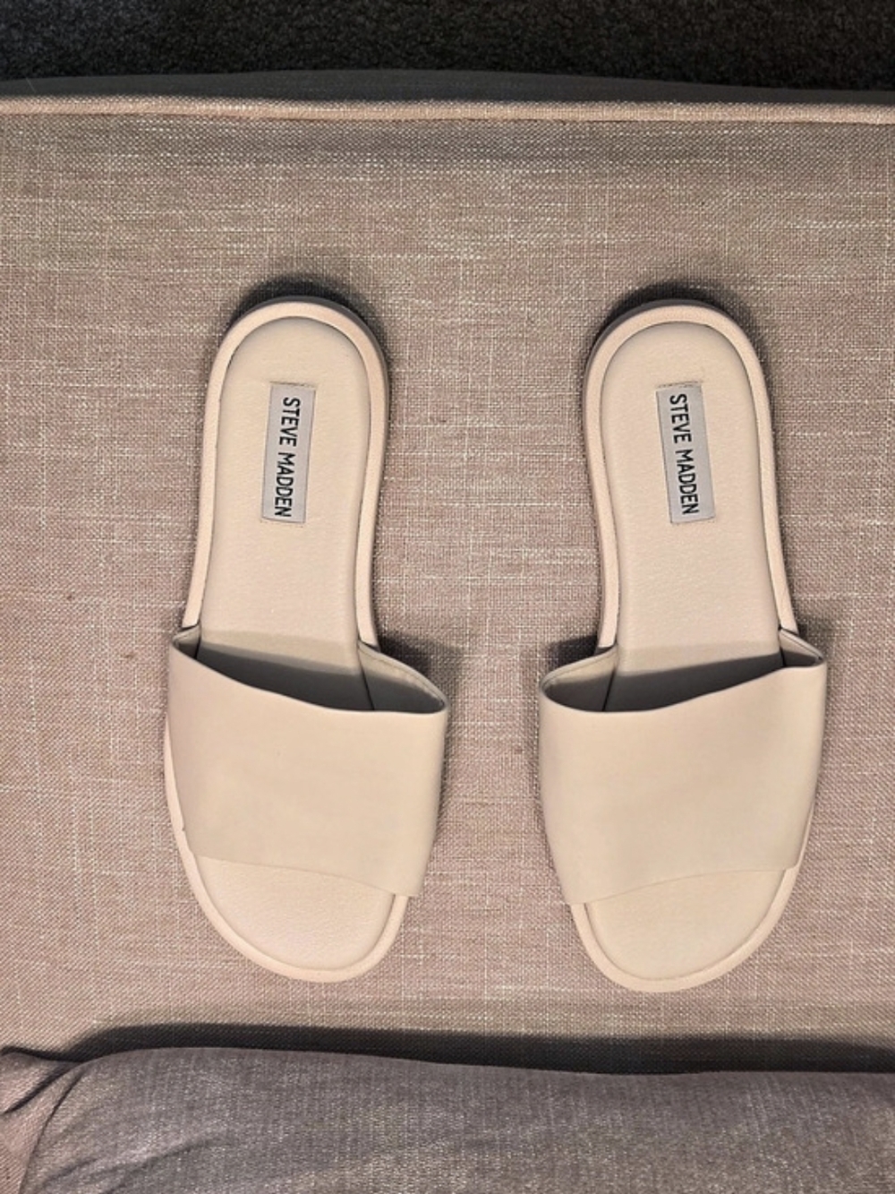 Steve Madden Sienna Slide Sandal Leather Sandals Cream US 9.5M